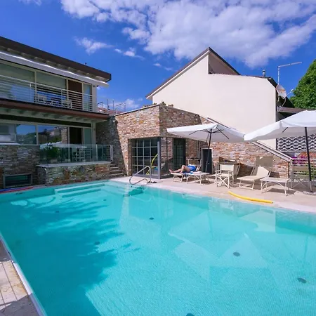 Il Bacco Few Steps From Sea - Happy Apartment Lido di Camaiore